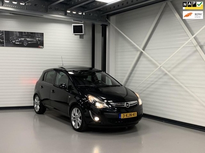 Opel Corsa Cosmo EXCLUSIEVE!