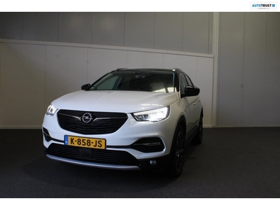 Opel Grandland X 1.6 Turbo Hybrid4 Ultimate