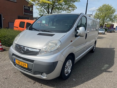 Opel Vivaro 2.5 CDTI L2H1 DC