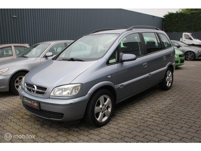 Opel Zafira 1.8-16V Elegance