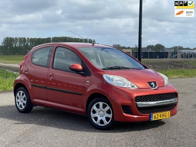 Peugeot 107 1.0-12V Sublime 1e Eignr/Airco/Parrot/Elek