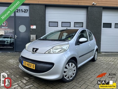 Peugeot 107 1.0-12V XS AIRCO/APK/2e Eigenaar!!