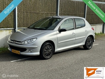 Peugeot 206 1.4 Air-line 2 NAP/AIRCO/NWE KOPPELING/NETTE