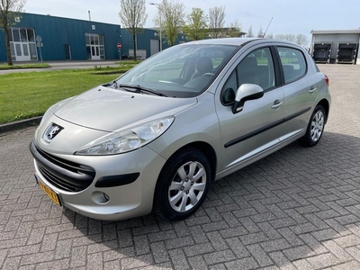 Peugeot 207 1.4 Color-line