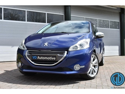 Peugeot 208 1.6 VTi Allure JBLTrekhaakPano garantie!