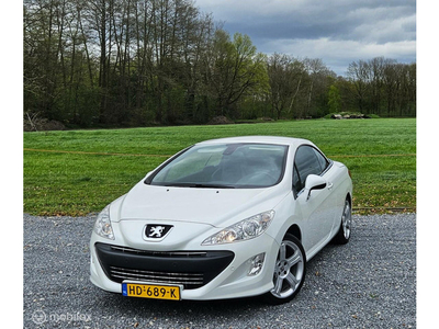 Peugeot 308 CC 1.6 THP Noir & Blanc, Zeer luxe uitgevoerd.