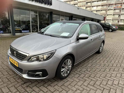 Peugeot 308 SW 1.2 PureTech Premium Panodak Trekhaak ACamera NAP