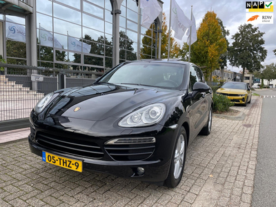 Porsche Cayenne 4.8 S aut leer schuifd navi zeer mooi