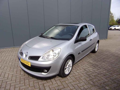 Renault Clio 1.2-16V Expression