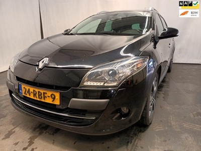 Renault Mégane Estate 1.4 TCe Bose MOTOR SCHADE!!