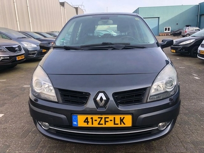 Renault Mégane Scénic 2.0 LPG G3 rijd super APK 02.2015