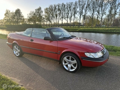 Saab 900 Cabrio 2.3 I SE NIEUWE APK