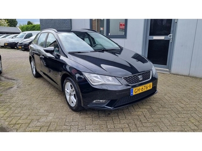 SEAT Leon ST 1.2 TSI Style Business Navigatie