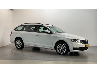 Skoda Octavia Combi 1.0 TSI Greentech Ambition Business Navigatie Parkeersensoren App-Connect