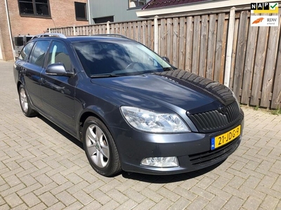 Skoda Octavia Combi 1.4 TSI Elegance automaat trekhaak NAP