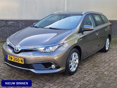 Toyota Auris Touring Sports 1.8 Hybrid Dynamic Limited