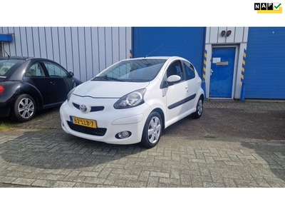 Toyota Aygo 1.0-12V Comfort 5 Deurs .Inruil Mogelijk