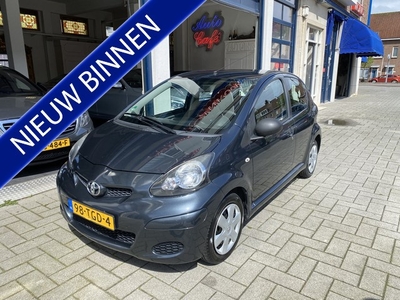 Toyota Aygo 1.0-12V Now AIRCO/NAP/NETTE STAAT! (bj 2012)