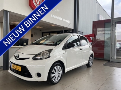 Toyota Aygo 1.0 VVT-i Comfort,5