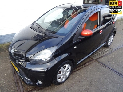 Toyota Aygo 1.0 VVT-i Dynamic Orange AUTOMAAT