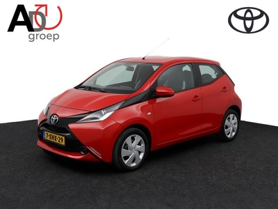 Toyota Aygo 1.0 VVT-i x-play Airco Parkeercamera