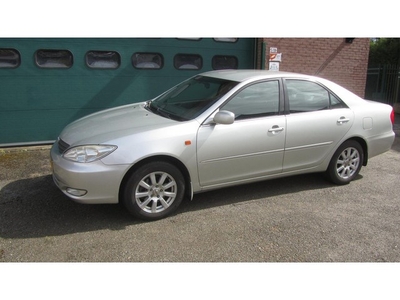 Toyota Camry 2.4-16V VVT-i Linea Luna