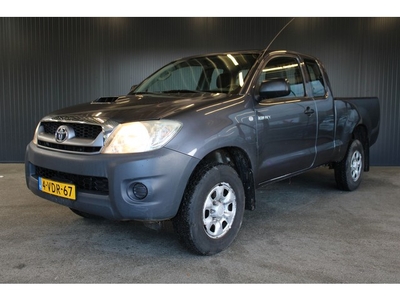 Toyota Hilux 2.5 D-4D VX Xtra Cab 4WD € 9.222,- NETTO!