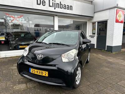 Toyota IQ 1.0 VVTi Black Edition