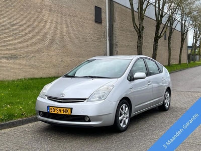 Toyota Prius 1.5 VVT-i Business Edition NAP KEYLESS APK