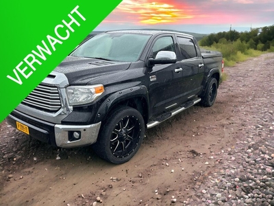 Toyota Tundra 5.7 V8 Double Cab 4X4*1794*EDITION 5.7