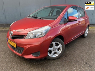 Toyota Yaris 1.0 VVT-i Aspiration-Navigatie-LM-Cruise