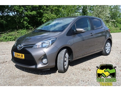 Toyota Yaris 1.3 VVT-i Aspiration Leuke complete Yaris met