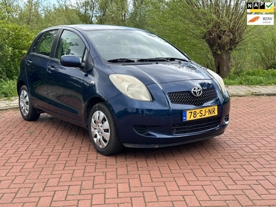 Toyota Yaris 1.3 VVTi Sol AIRCO/NAVI/NAP