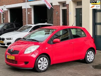 Toyota Yaris 1.3 VVTi Sol MMT-automaat-airco-elek ramen