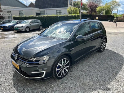 Volkswagen Golf 1.4 TSI GTE FULL-OPTION!