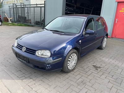 Volkswagen Golf 1.6