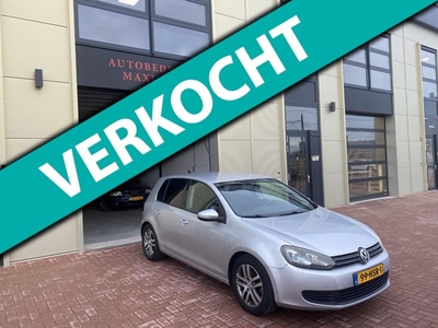 Volkswagen Golf 2.0 TDI Highline / Xenon / Led / Navi / Bluetooth