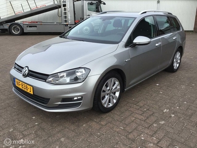 Volkswagen Golf Variant 1.0 TSI Connected Series 2017