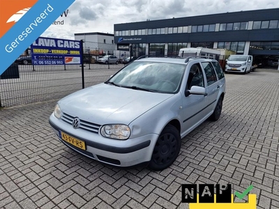 Volkswagen Golf Variant 1.6-16V Trendline GERESERVEERT