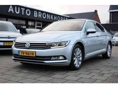 Volkswagen Passat 1.4 TSI ACT HIGHLINE PANO NAVI