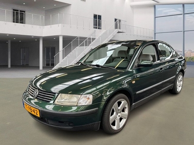 Volkswagen Passat 1.6 Trendline