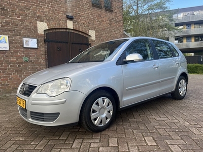 Volkswagen Polo 1.2-12V Optive 5 Drs Airco/CV (bj 2006)