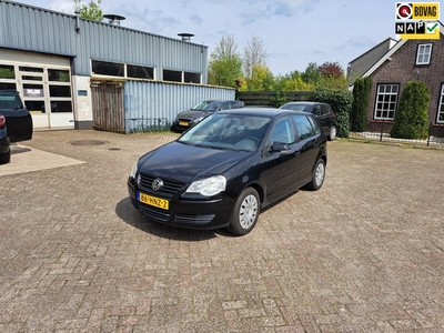 Volkswagen Polo 1.4-16V Comfortline