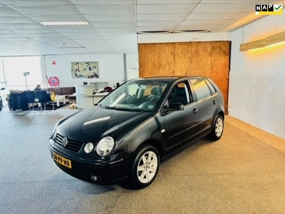 Volkswagen Polo 1.4-16V FSI Athene Apk Nieuw,1e Eigenaar