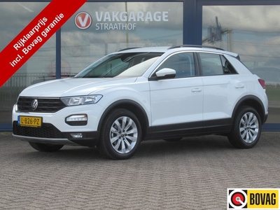 Volkswagen T-Roc 1.0 TSI Style, Adaptive Cruise / Carplay +