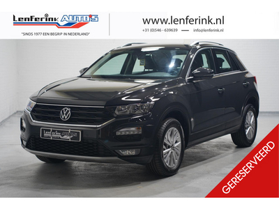 Volkswagen T-Roc 1.0 TSI Style Business Navi PDC v+a Adaptive cruise Apple Carplay Elektrische achterklep 1e Eigenaar