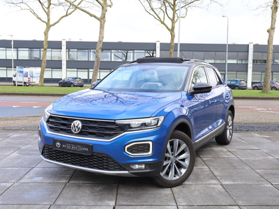 Volkswagen T-Roc 1.5 TSI Panoramadak | Vol Leer | Keyless Go & Entry | Achteruitrijcamera | Adaptive | Dodehoekdetectie | Stoel&Stuurverwarming |