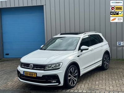 Volkswagen Tiguan 1.5 TSI ACT Highline Business R-LINE PANO