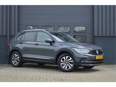 Volkswagen Tiguan 1.5 TSI Active ACC NAVI CARPLAY