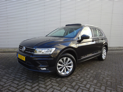 Volkswagen Tiguan 1.5 TSI Comfortline Business Panoramadak / Trekhaak / Navi